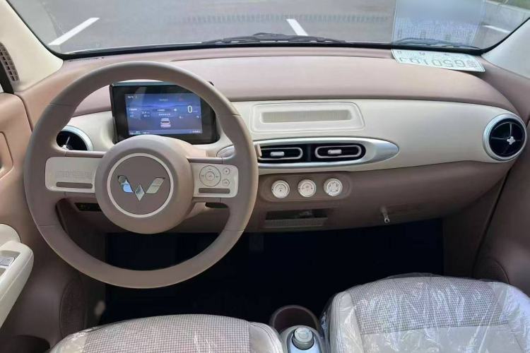 Used Wuling Hongguang MINIEV 2025 Four-Door Version Advanced Edition
