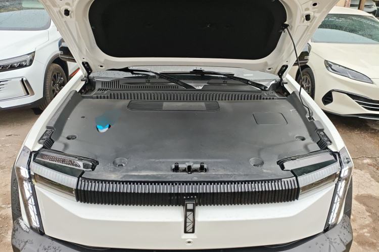 Used  03 2024 472km Four-Wheel Drive Long-Range Version
