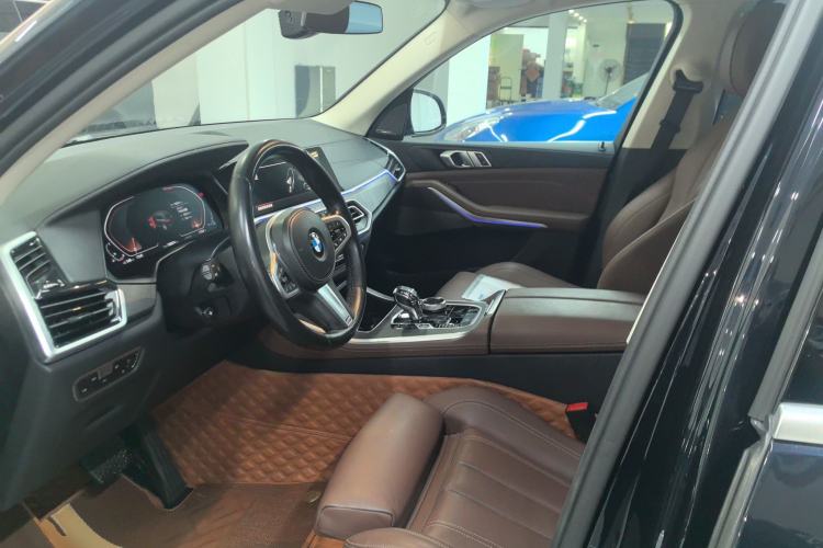 Used BMW X5 2022 xDrive40i M Sport Package
