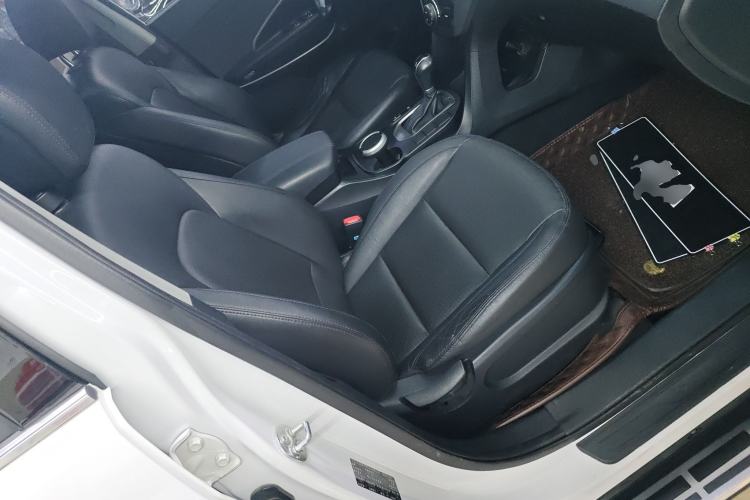 Used Hyundai Santa Fe 2013 2.4L Automatic Two-Wheel Drive Smart Version
