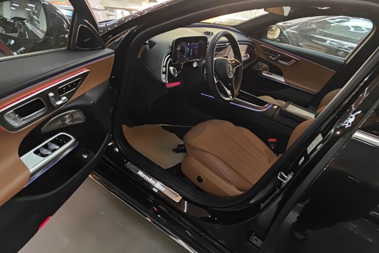 Used Mercedes-Benz E-Class 2024 E 300 L Luxury Model
