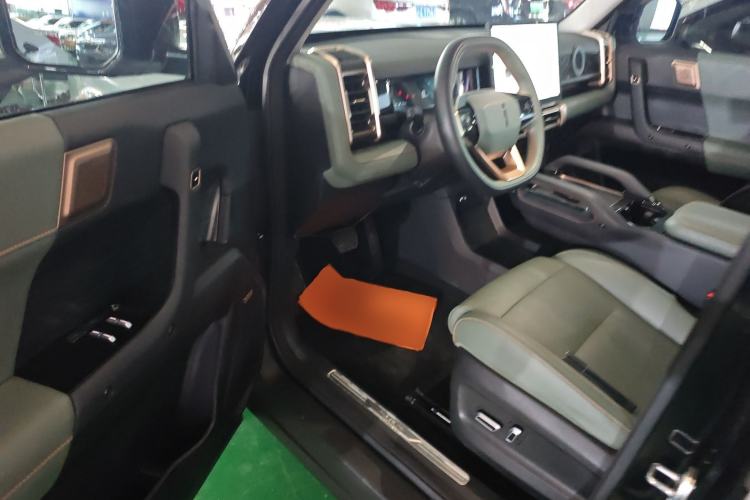 Used  03 2024 401km Two-Wheel Drive Standard Advanced Version
