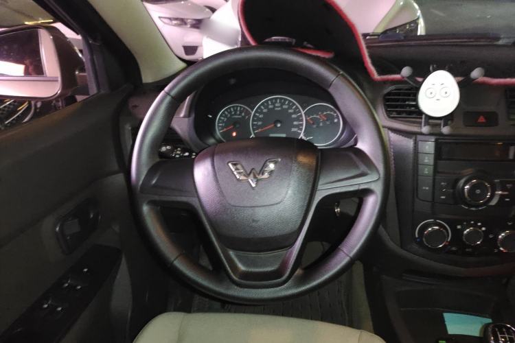 Used Wuling Hongguang 2016 1.5L Restyled S Comfort Version
