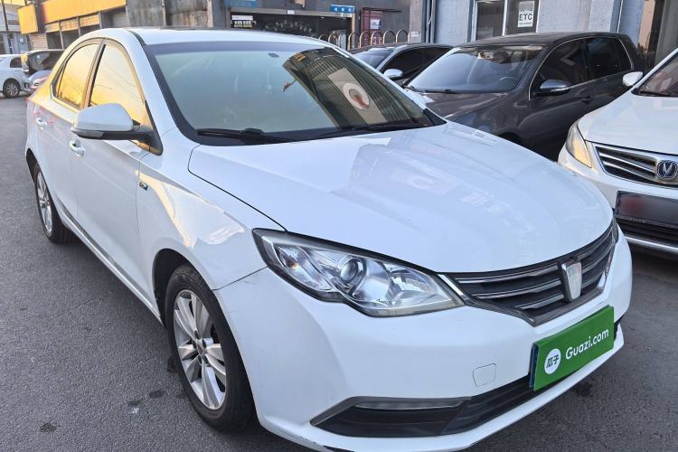 Used Roewe 360 2015 1.5L manual luxury edition
