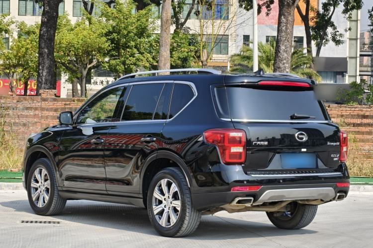 Used GAC Trumpchi GS7 2017 320T Two-Wheel-Drive Luxury Smart Connectivity Model
