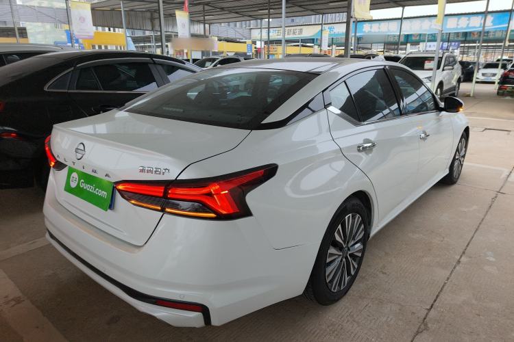 Used Nissan Teana 2022 2.0L XL-TLS Enjoyment Edition
