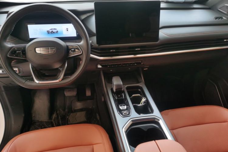 Used Geely Auto Haoyue L 2024 2.0T DCT Flagship Version
