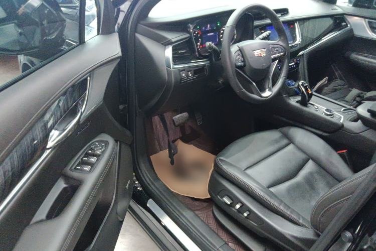 Used Cadillac XT6 2022 2.0T 7-Seater Four-Wheel Drive Luxury Version
