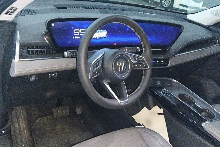 Used Buick E5 2025 Model 620KM Prestige Edition
