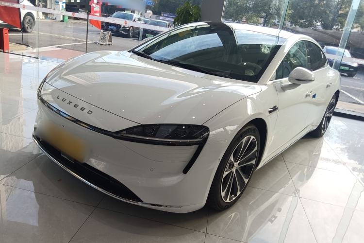 Used Hima Luxeed S7 2024 Pro Model
