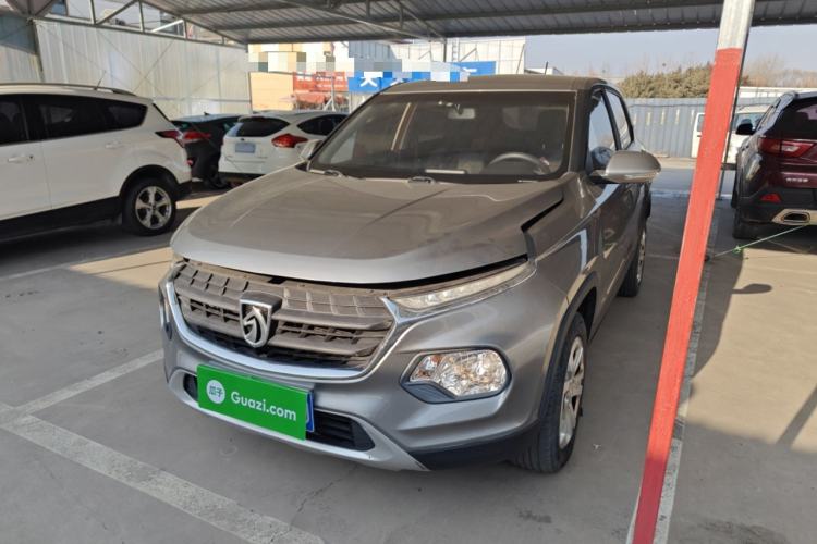 Used Baojun 510 2017 1.5L manual Comfort trim