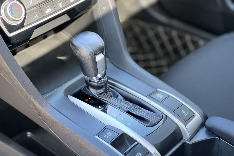 Used Honda Civic 2016 180TURBO CVT Comfort Version