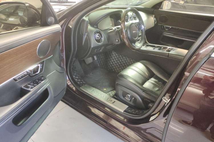 Used Jaguar XJ 2016 XJL 3.0 SC Two-Wheel-Drive Elegant Business Edition
