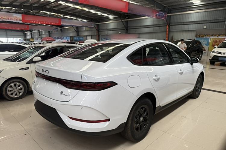 Used BYD Qin PLUS 2025 DM-i Smart Drive 55KM Leading Model
