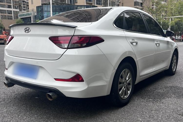 Used Hyundai Celesta 2018 1.6L Automatic GL Enjoyment Edition China VI compliant