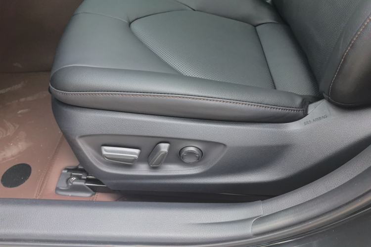 Used Toyota Camry 2018 2.5G Luxury Edition
