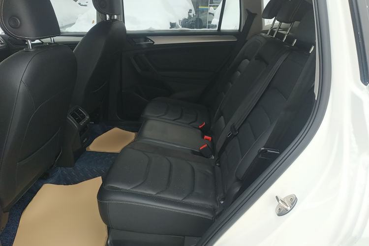 Used Volkswagen Tiguan L 2019 Revised 330TSI Automatic Two-Wheel Drive Smart & Luxury Edition China VI Standard