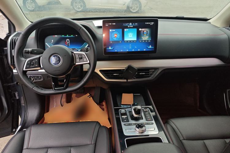 Used BYD Tang New Energy 2018 DM 2.0T All-Wheel Drive Smart Connectivity Luxury Model 7 Seats China V Emission Standard
