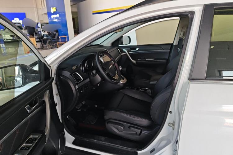 Used Haval M6 2019 1.5T DCT Two-Wheel Drive Elite Version China VI Standard
