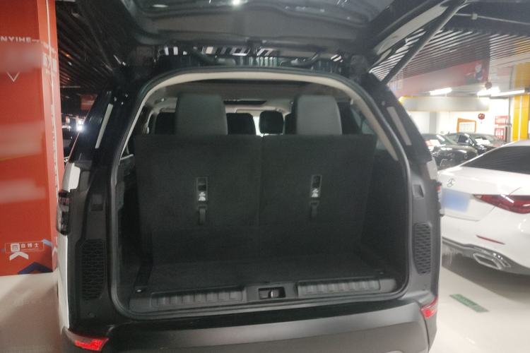 Used Land Rover Discovery 2017 3.0 SC V6 SE
