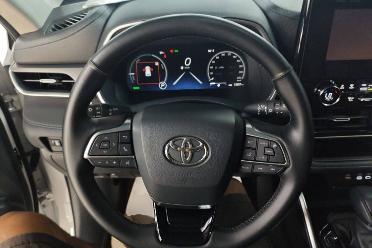 Used Toyota Highlander 2024 2.5L Smart Electric Hybrid Dual-Motor Two-Wheel-Drive Elite Edition 5 Seats
