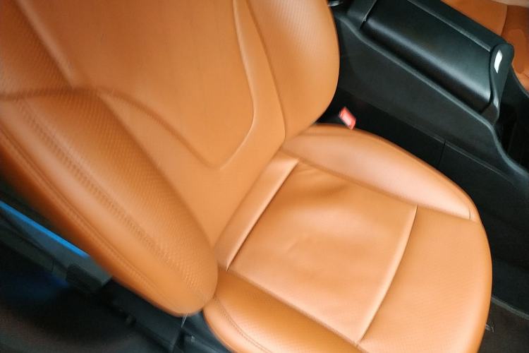 Used Mercedes-Benz V-Class 2018 V 260 Avantgarde Edition China VI