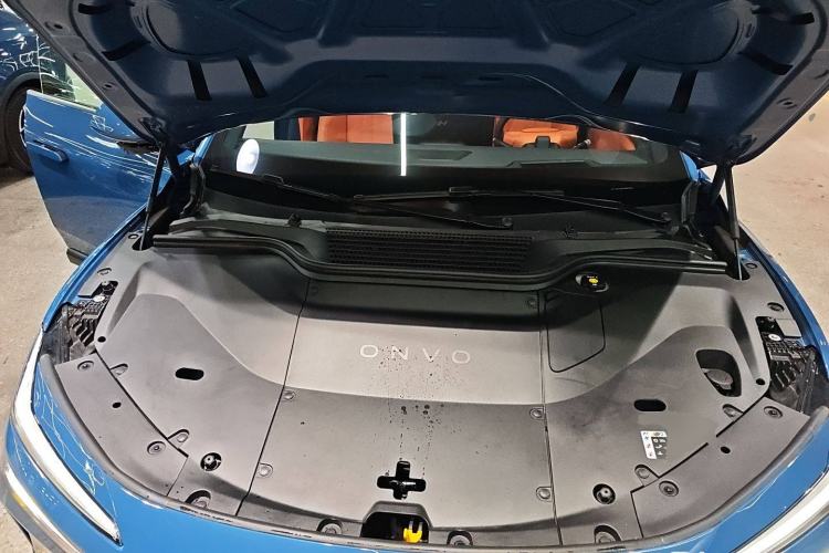 Used ONVO L60 2024 60 kWh Rear-Drive Version
