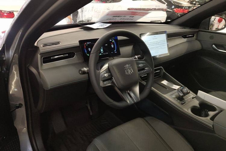 Used BYD Qin PLUS 2025 DM-i Smart Drive 55KM Leading Model
