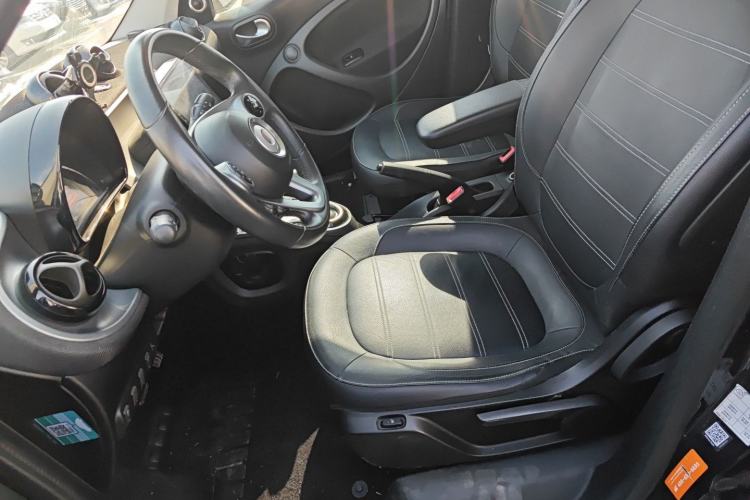 Used  forfour 2018 0.9T 66 kW Pioneer Edition