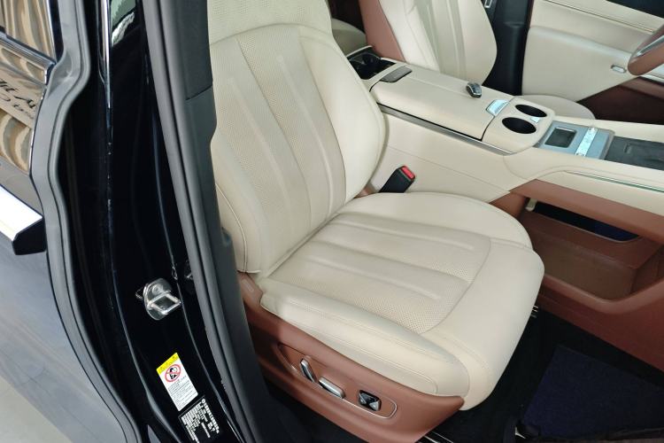 Used BYD Xia 2025 DM-i 1.5T 180km Excellence Model
