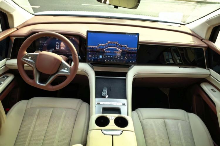 Used BYD Xia 2025 DM-i 1.5T 100km Leading Model
