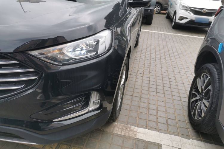 Used Ford Edge 2020 EcoBoost 245 Two-Wheel-Drive Titanium 5-Seater
