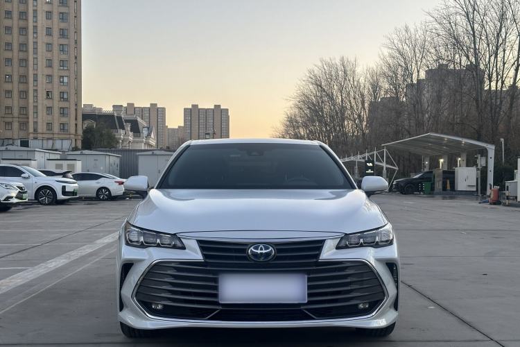 Used Toyota Avalon 2019 Dual-Engine 2.5L Luxury Edition China VI Standard
