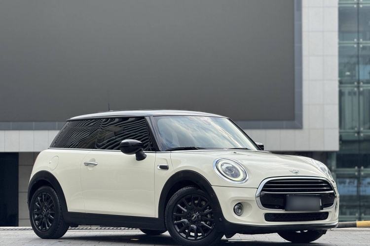 Used  MINI 2021 1.5T COOPER Classic Edition
