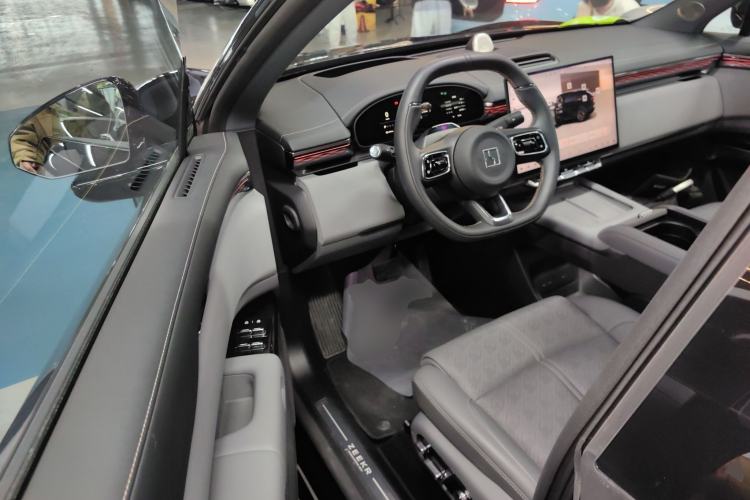 Used Zeekr 7X 2025 75 kWh Rear-Wheel Drive Intelligent Driving Version
