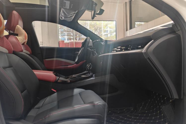 Used MG 5 2022 180 DVVT CVT Youth Luxury Edition
