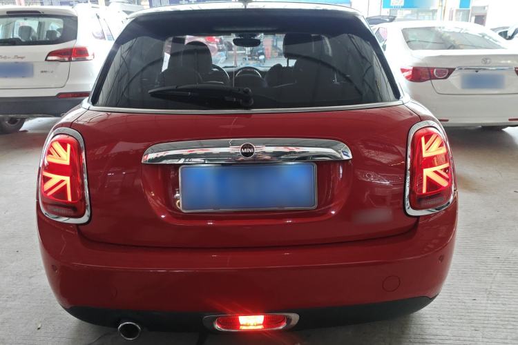 Used  MINI 2018 1.5T COOPER Classic Edition Five-Door Version
