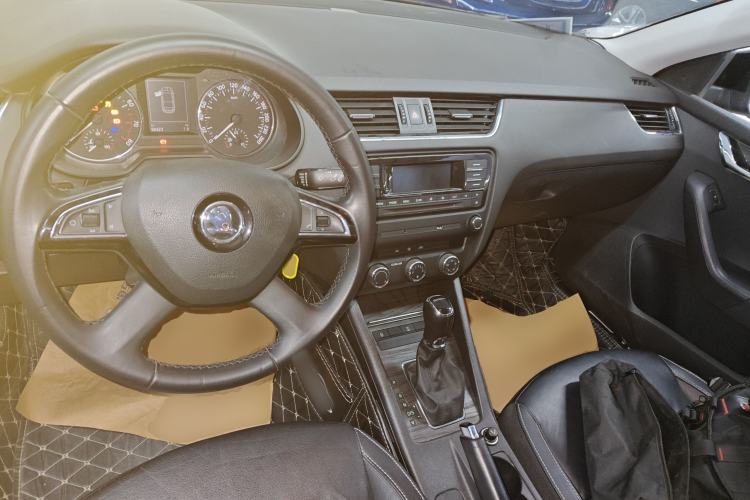 Used Skoda Octavia 2015 1.6L Automatic Yijun Edition