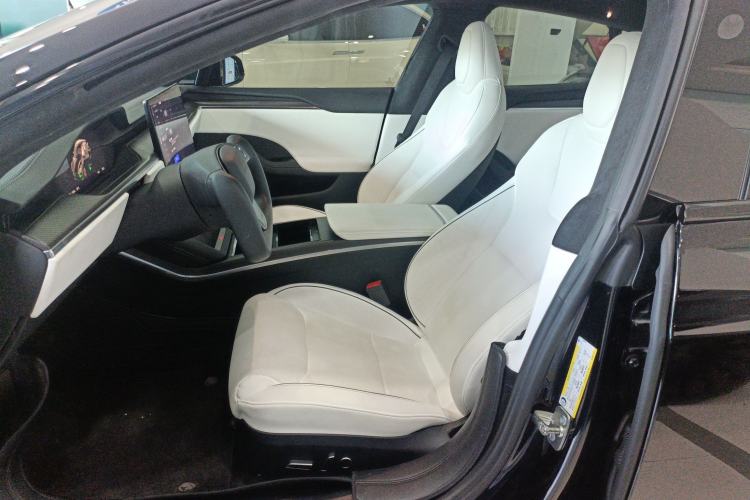 Used Tesla Model S 2023 Three-Motor All-Wheel-Drive Plaid Version
