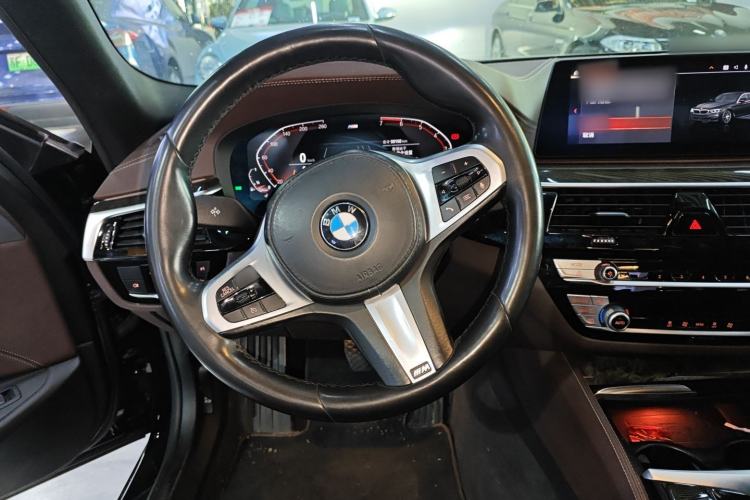 Used BMW 5 Series 2020 525Li M Sport Package