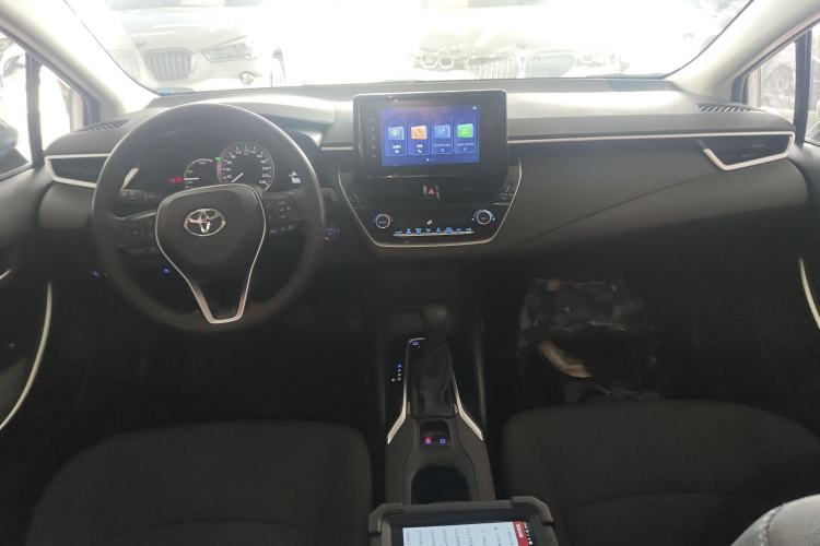 Used Toyota Corolla 2022 Dual-Motor 1.8L E-CVT Pioneer Edition
