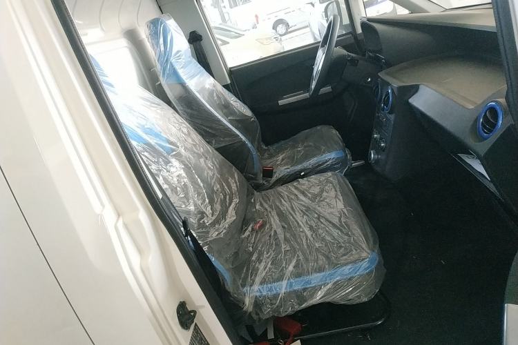 Used Foton Intelligent Blue Elf E7 2024 Facelifted All-Electric Van Flat Roof 2 Seats Evey Lithium Energy 41.86 kWh
