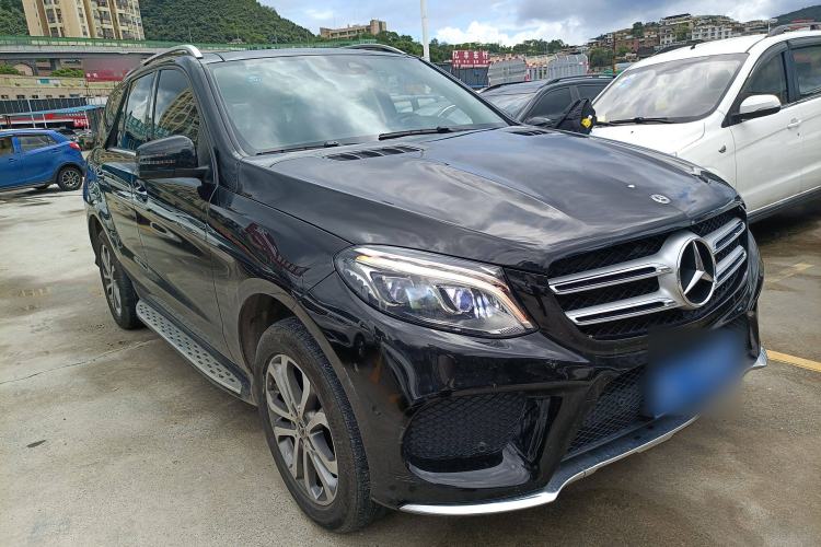 Used Mercedes-Benz GLE 2017 GLE 320 4MATIC Luxury Model
