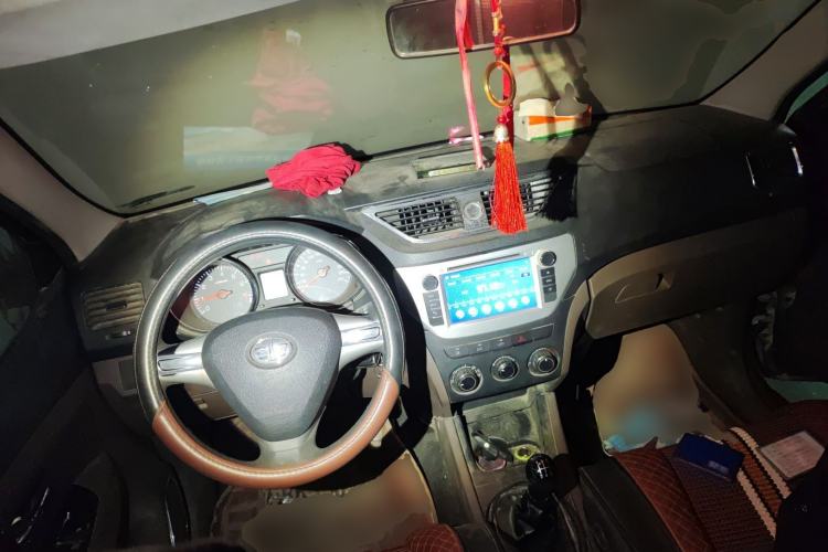 Used FAW Senya S80 2015 1.3L Manual 7-Seater Standard Edition
