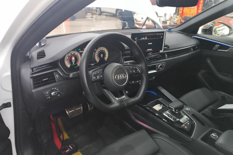 Used Audi A4L 2025 2 Million Units Enjoyment Version 40 TFSI Luxury Dynamic Edition