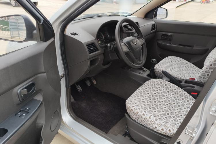 Used Wuling Hongguang 2015 1.2L S Base Model China V Standard