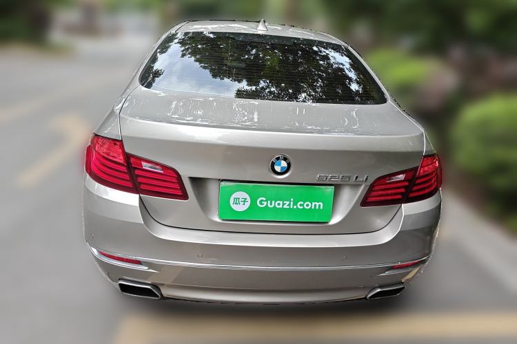 Used BMW 5 Series 2014 525Li Luxury Design Package
