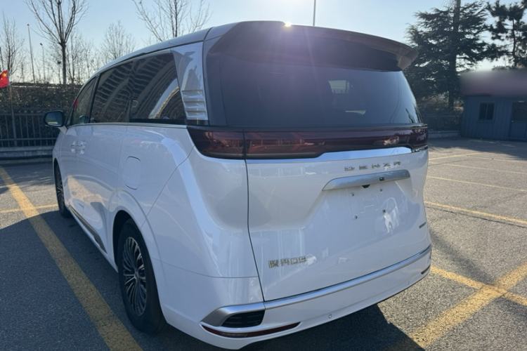 Used Denza D9 2022 DM-i 970 Four-Wheel Drive Prestige Model