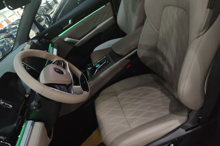 Used BYD Tang New Energy 2025 DM-i 115KM Prestige Model
