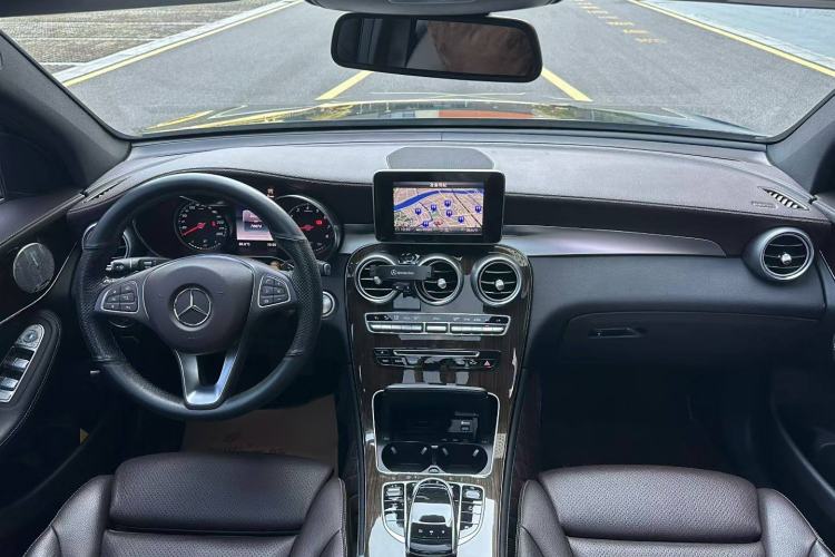 Used Mercedes-Benz GLC 2017 GLC 260 4MATIC Dynamic Edition
